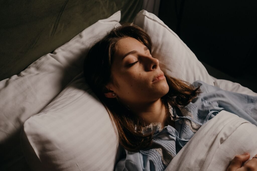 Healthy sleep habits support weight management and overall wellbeing.