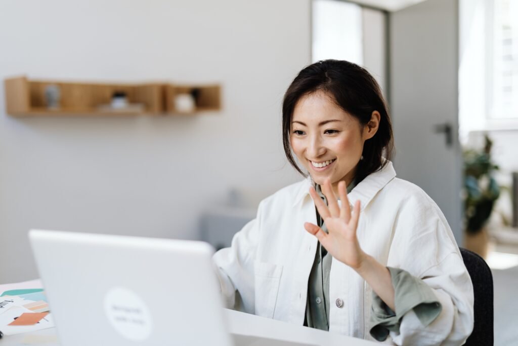 Convenient and flexible online health coaching